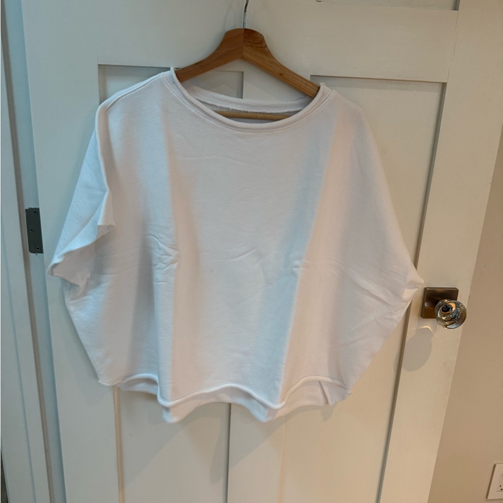 Frank & Eileen Olive Capelet. Italian cotton. Like New.